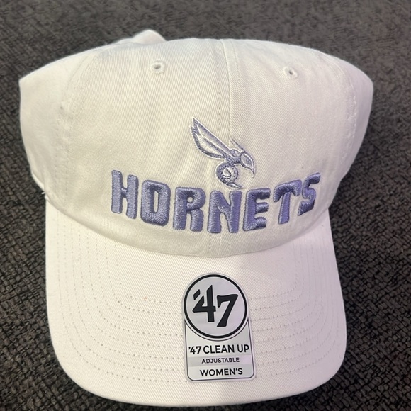 '47 Women's Charlotte Hornets Luminence Clean Up Adjustable Hat Embroidery - Picture 5 of 6